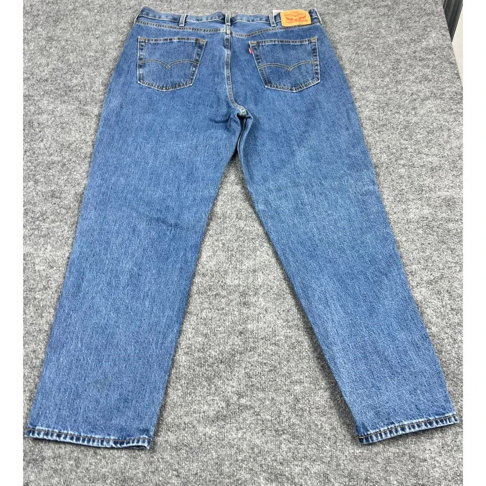 Levis 550 Relaxed Fit Tapered Leg Jeans Mens 40x32 Medium Wash Denim 5-Pocket